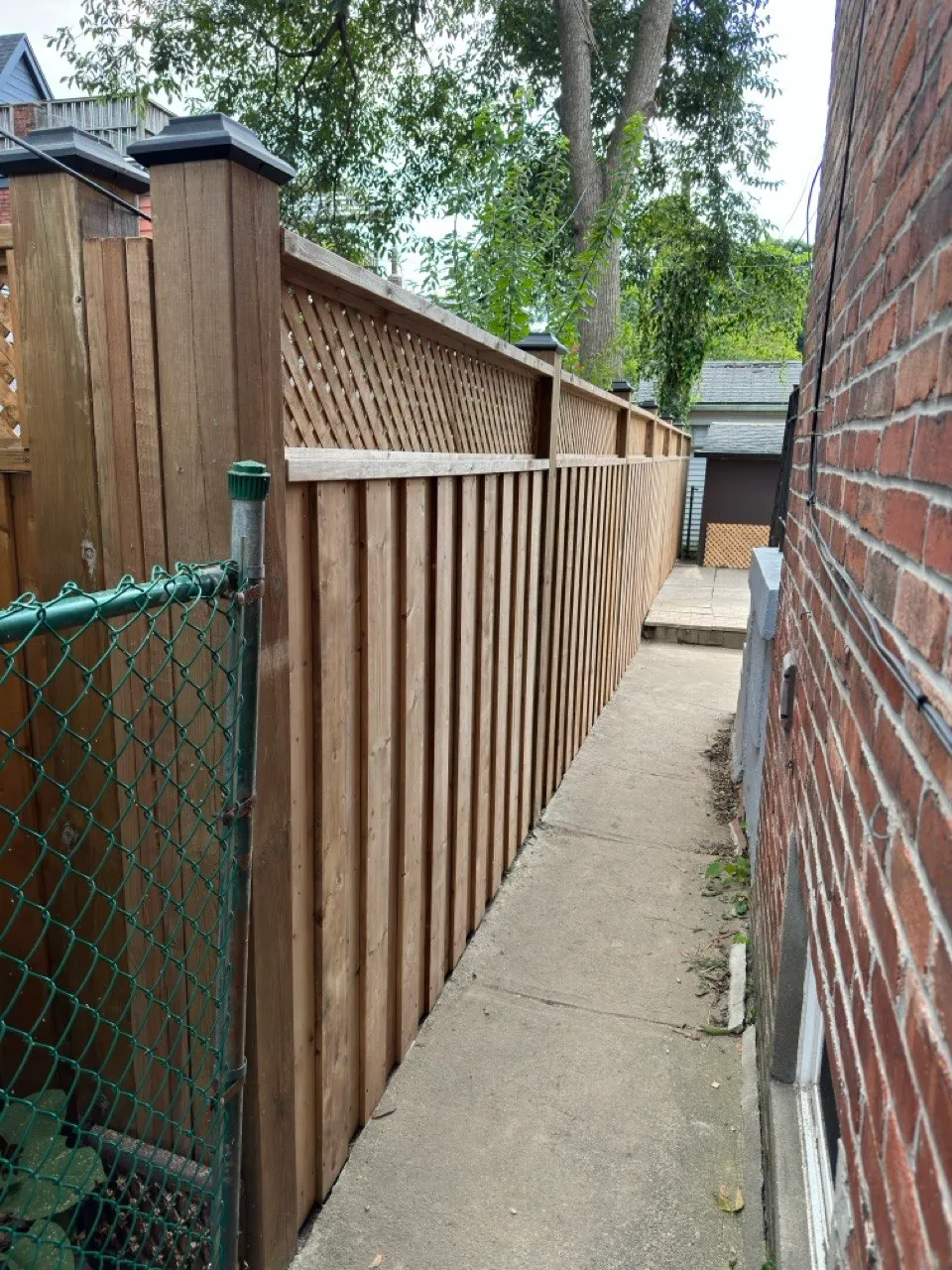 Privacy fence installation